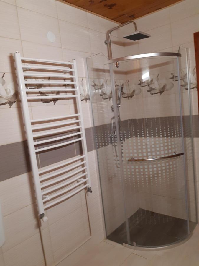 Toldi Apartman Hotel Кестели Екстериор снимка